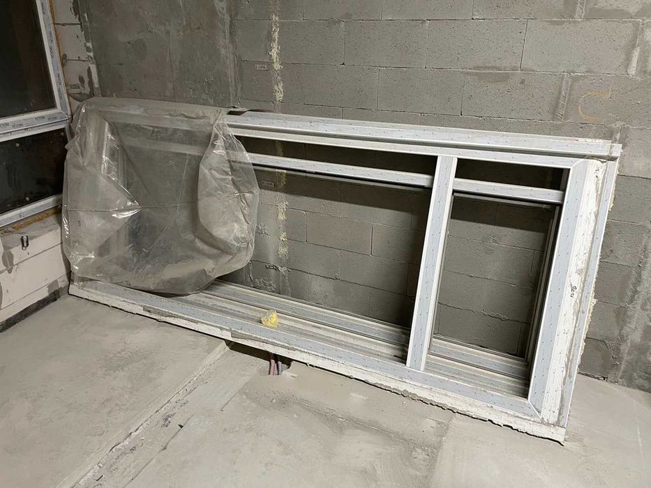 Балконна перегородка