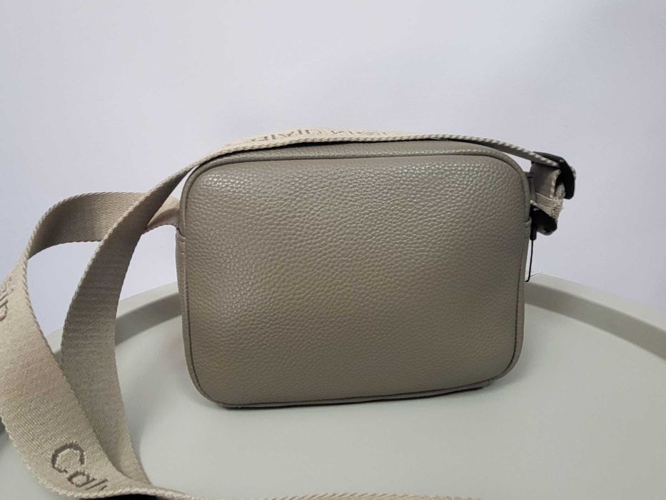 Кросбоді Calvin Klein,  Оригінал,  нова.