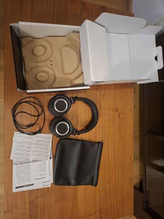 Sluchawki nauszne audio-technica ATH-M50xBT2 BEZPRZEWODOWE BLUETOOTH