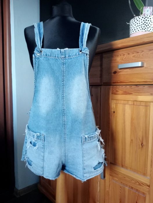 Ogrodniczki krótkie jeansowe CROPP
