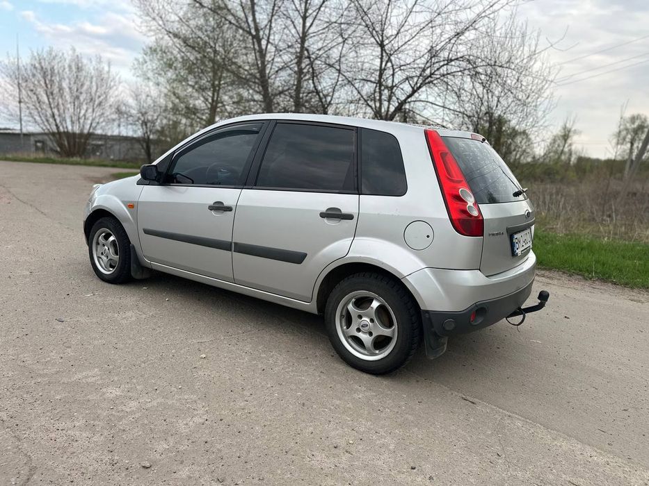 Продам Ford fiesta