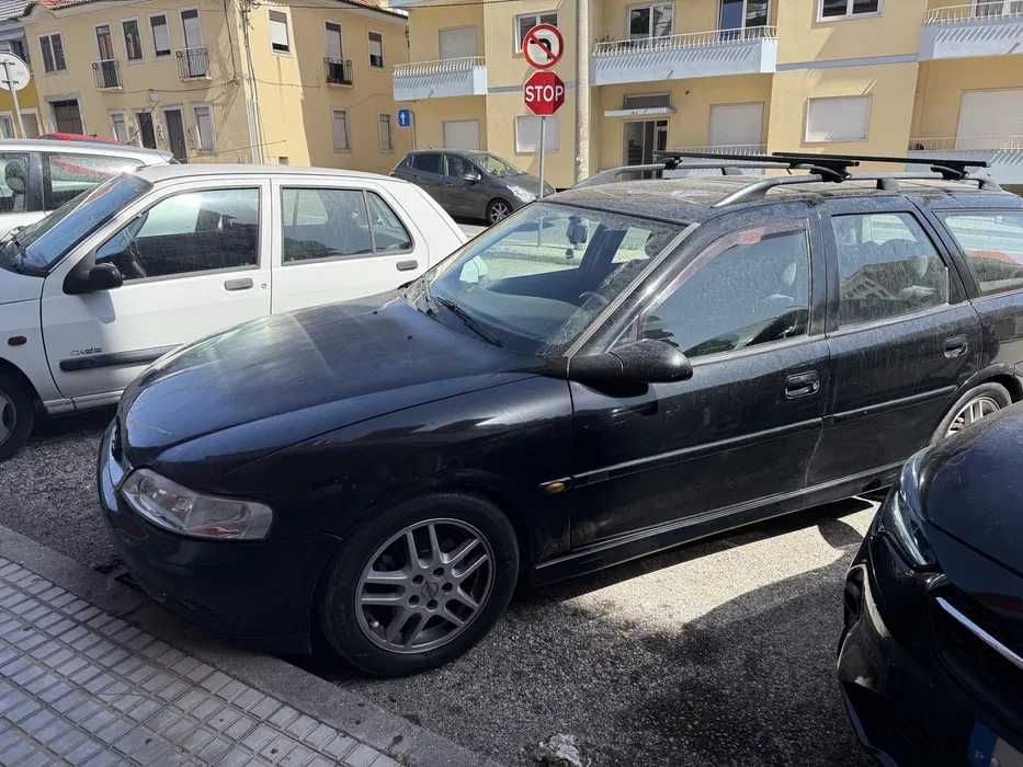 Opel Vectra B Caravan 1.6 16V (Versão Sport) de 1999.