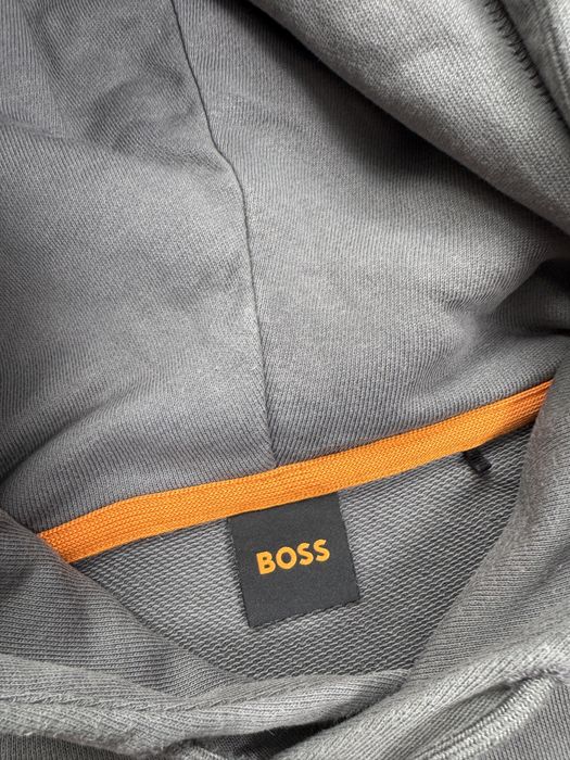 Чоловіче худі від бренду boss