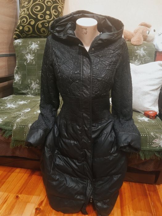 Женский пуховик размер м