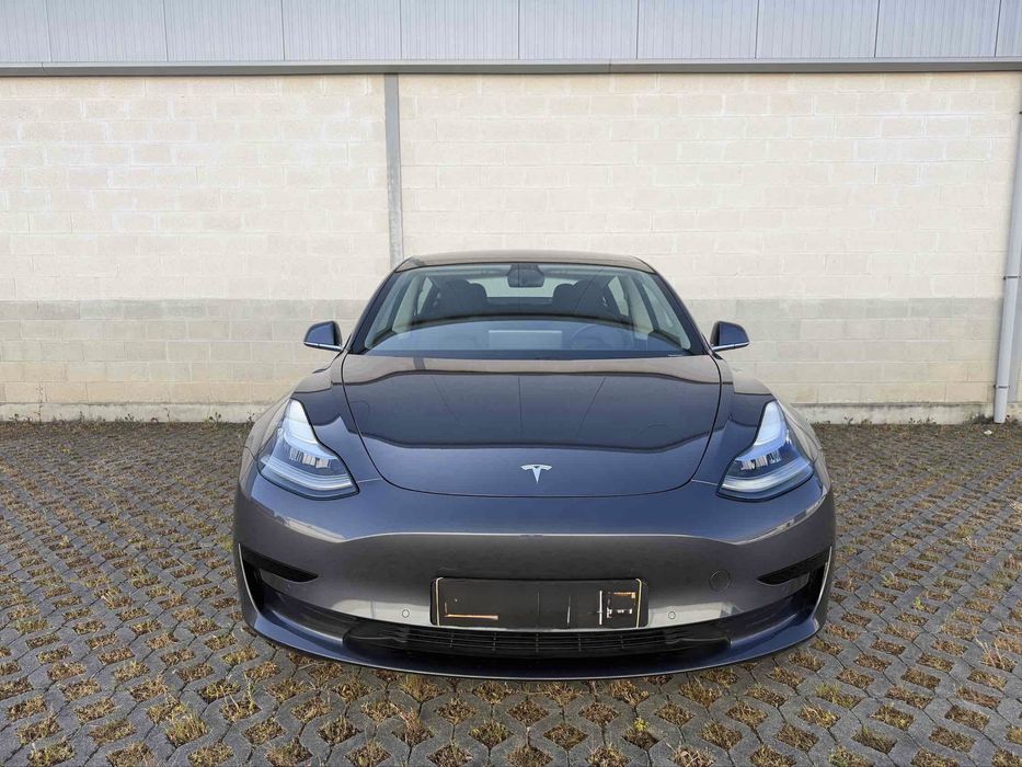 TESLA MODEL 3 standard range plus LFP