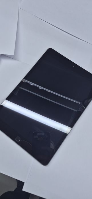 Apple iPad 8 (2020) 32GB Wi-Fi + Cellular LTE Space Gray