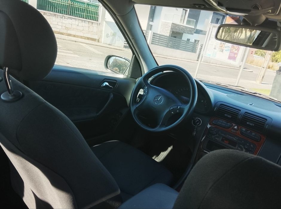 Mercedes C220 Cdi Auto Poucos Quilómetros