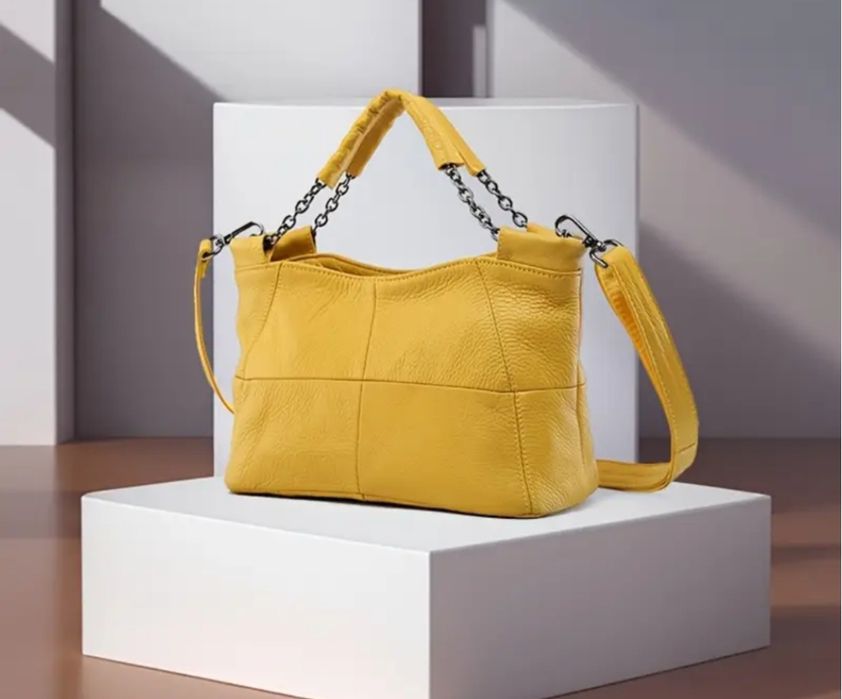 Сумка шкіряна жовта.