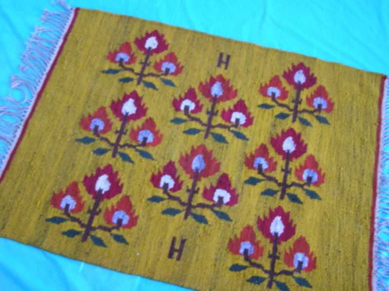 Kilim PRL - " Róże góralskie " ,proj.Maria Bujakowa + metka