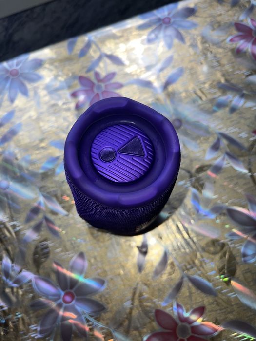 Колонка JBL Charge 6