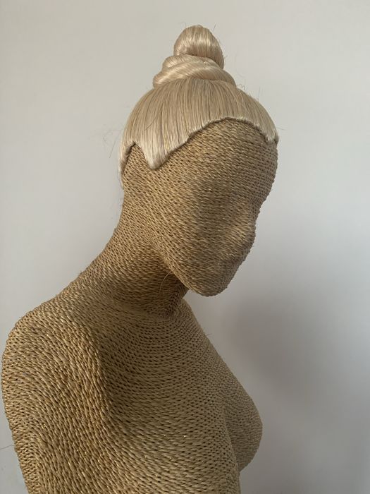 Маникен как элемент декора помещения