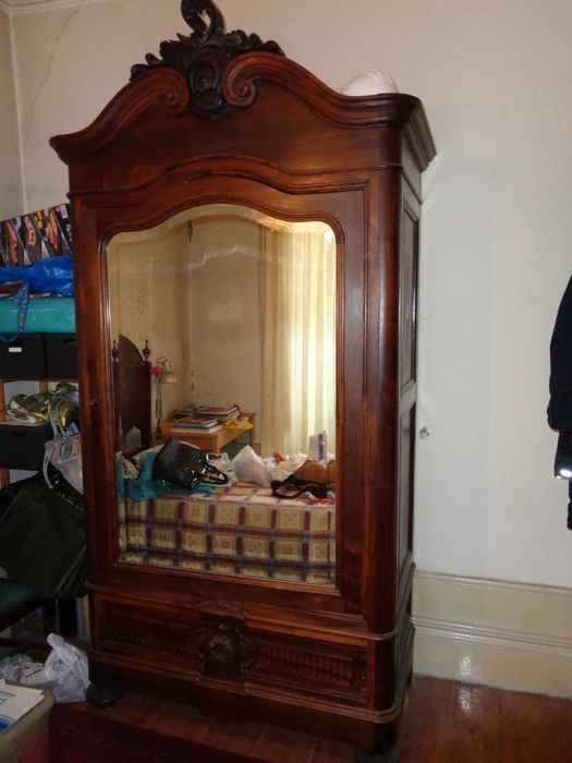 Guarda-Vestidos Antigo