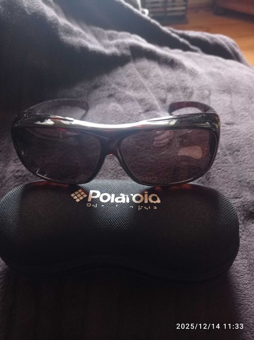 Okulary przeciwsłoneczne damskie Polaroid etui