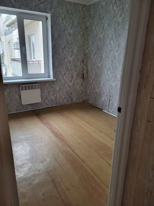 3-кімн. квартира в новому районі з автономним електроопаленням