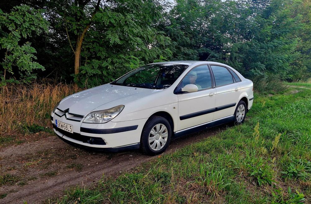 Citroën C5 Citroen C5 wszystko sprawne silnik ma przebieg 280 tys