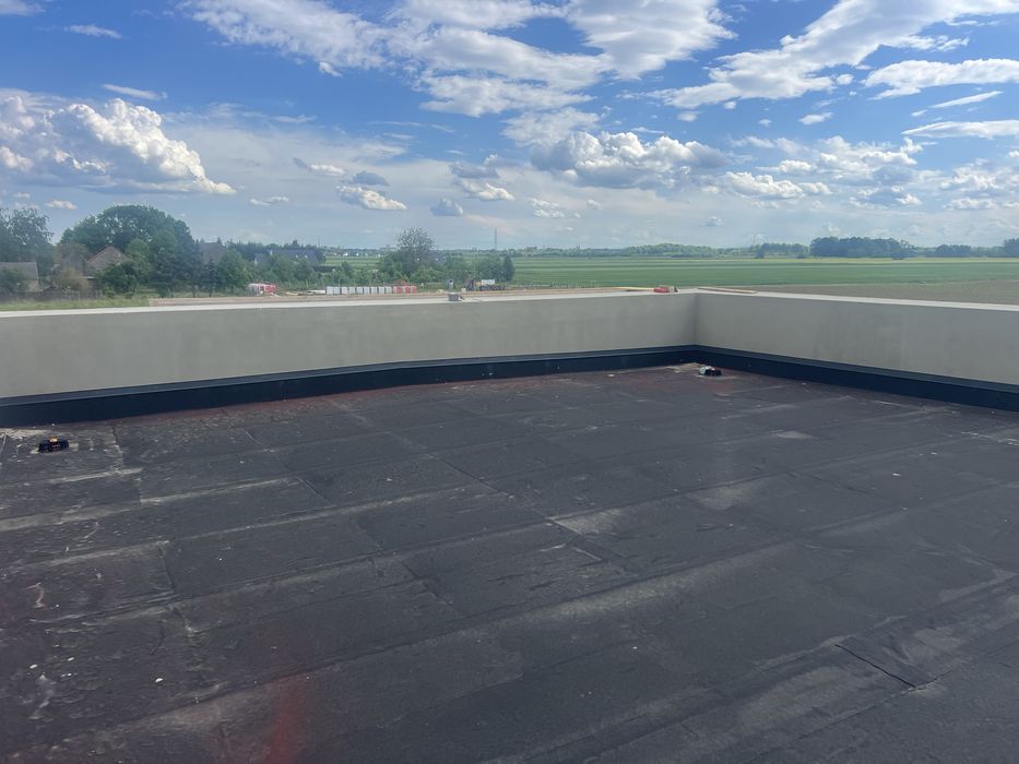 Dachy Plaskie EPDM PVC  - elewacje wentylowane Hpl spieki