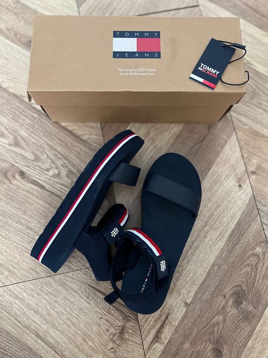 Босоніжки Tommy Hilfiger