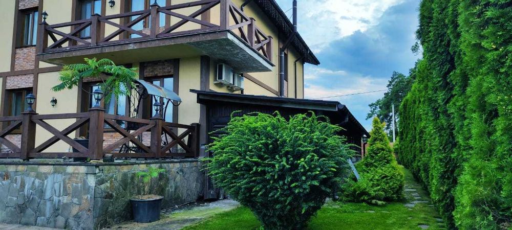 Будинок з ремонтом, меблями і технікою в передмісті Києва