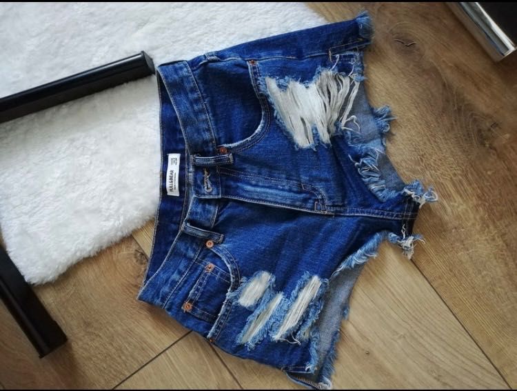 Spodenki pull&bear