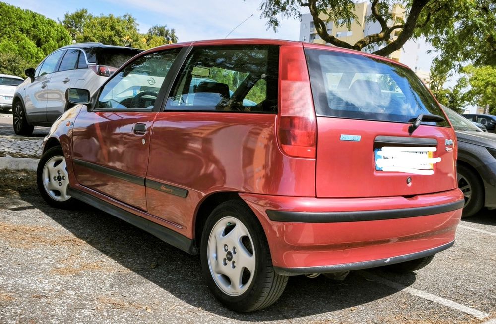 Fiat Punto Sport 16v foto 4