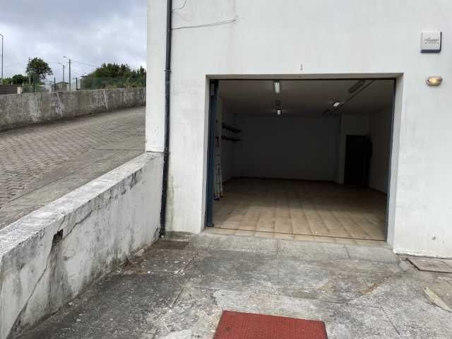 Garagem / Armazém