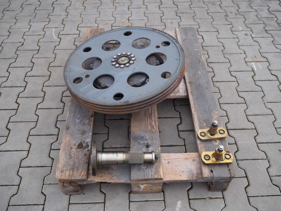 Claas Lexion - przekładnia redukcyjna bębna mółcącego