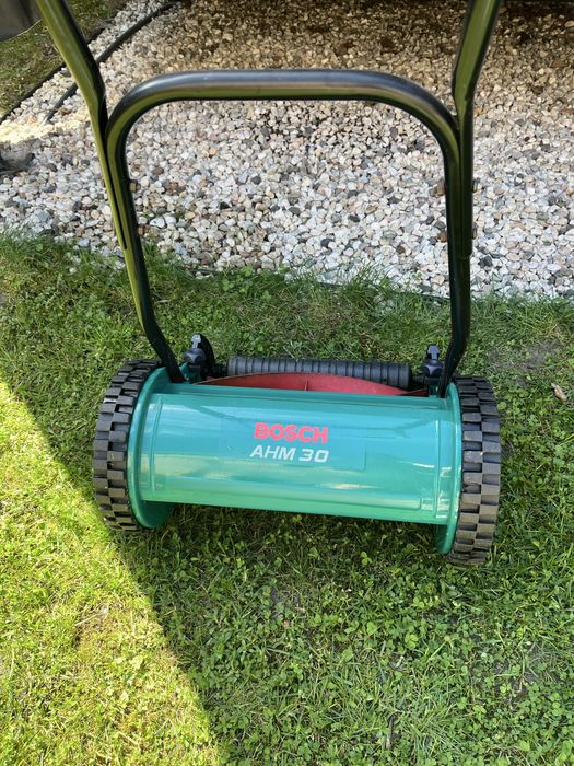 Kosiarka bosch ahm 30