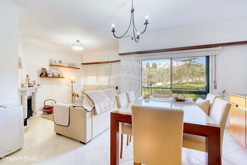 Apartamento T3 para venda — Vialonga, Lisboa