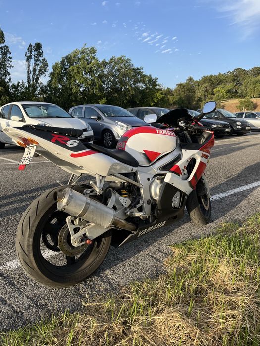Yamaha R6 (25kw livrete)
