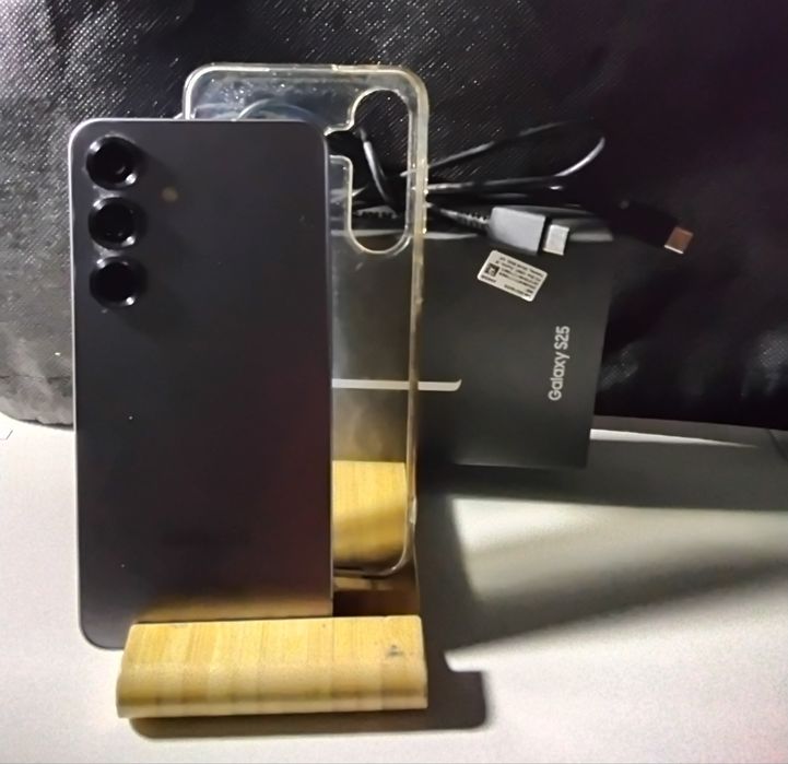 Smartfone Samsung S25