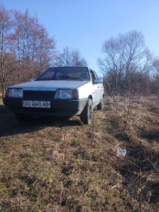 Продам ваз 21099 можливий обміна на уаз або мотоцикел