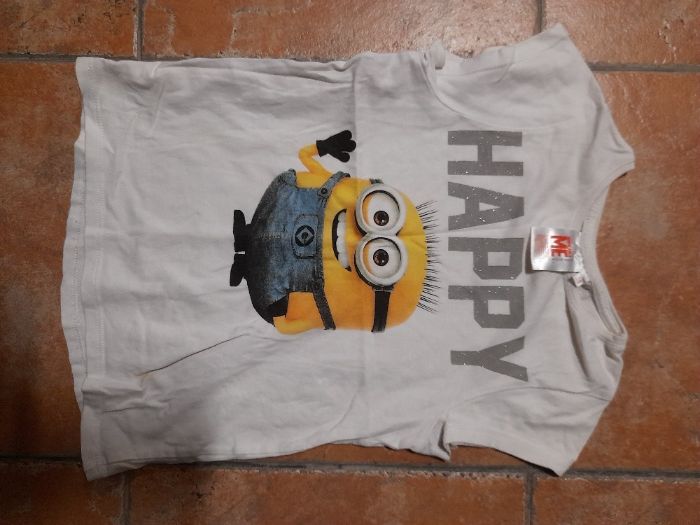 Roupa criança variada