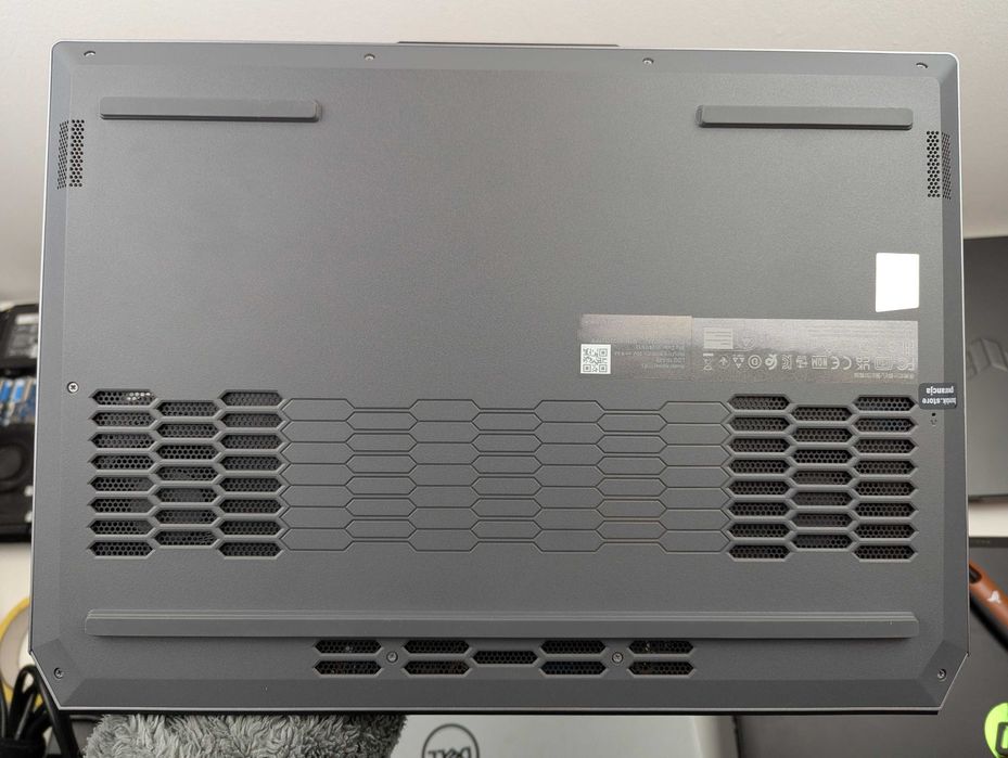 LAPTOP GAMINGOWY Lenovo LOQ RTX 3050 i5-12450HX 144hz