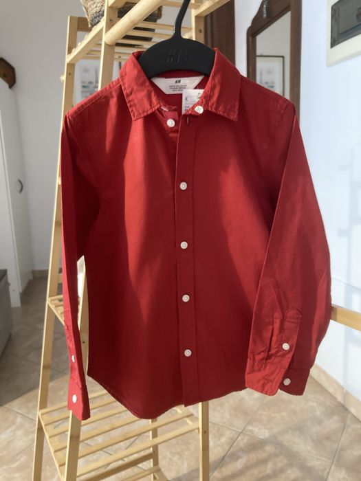 Сорочка на хлопчика червоно кольору 116