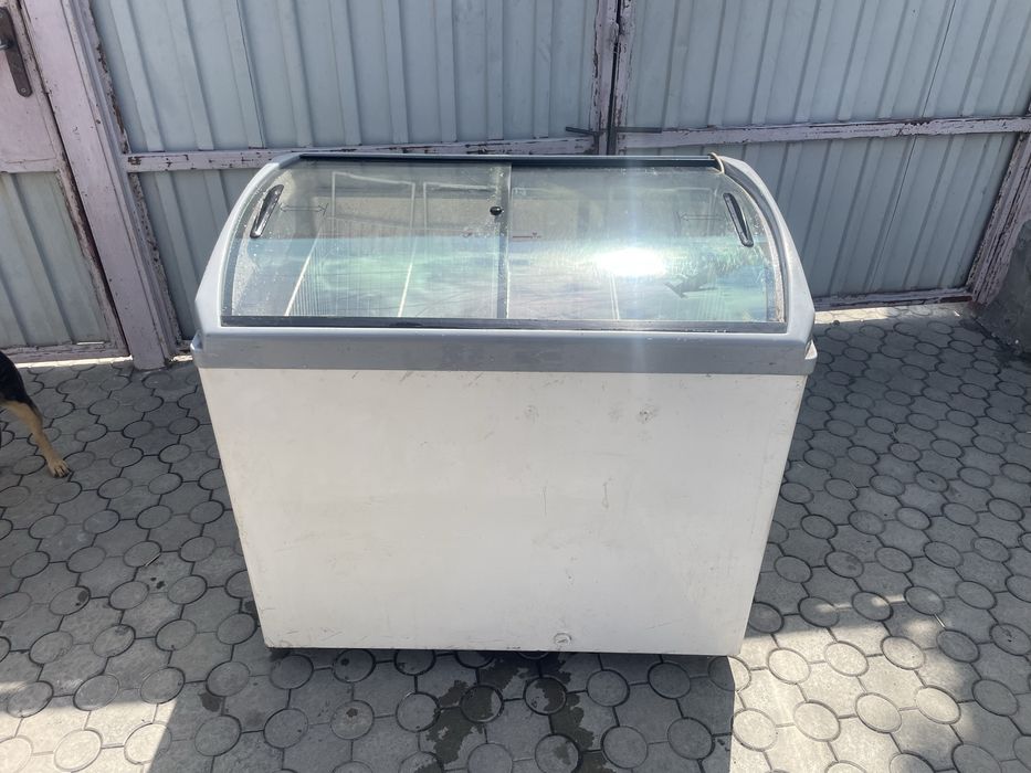 Продам морзильну камеру  (ларь)