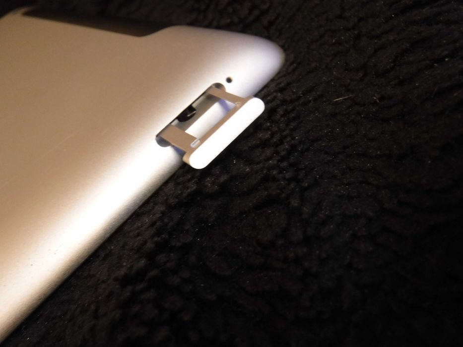 Tablet iPAD Model A1460  Z ETUI