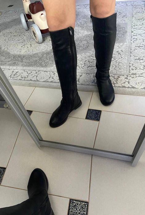 Чорні ботфорди 36 р