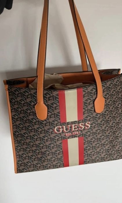 Shopperka Guess piekna jak nowa