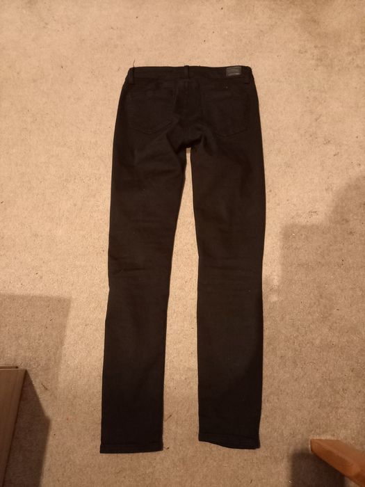 Jeansy skinny 3/4 dziury elastyczne czarne rurki 36