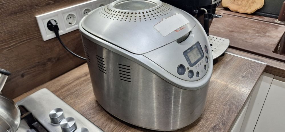 Продам хлебопечку Moulinex