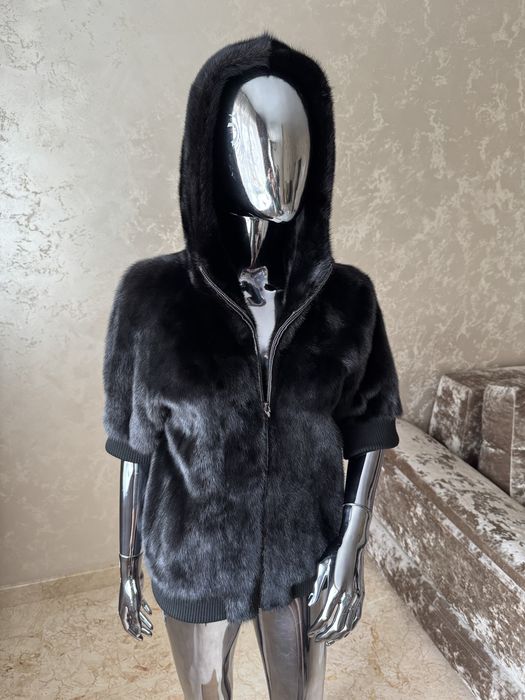 Норкова шуба автоледі , норка , норковий полушубок .