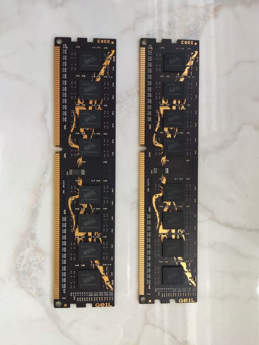 Оперативна пам'ять для пк ddr3 4gb pc3-12800 1600