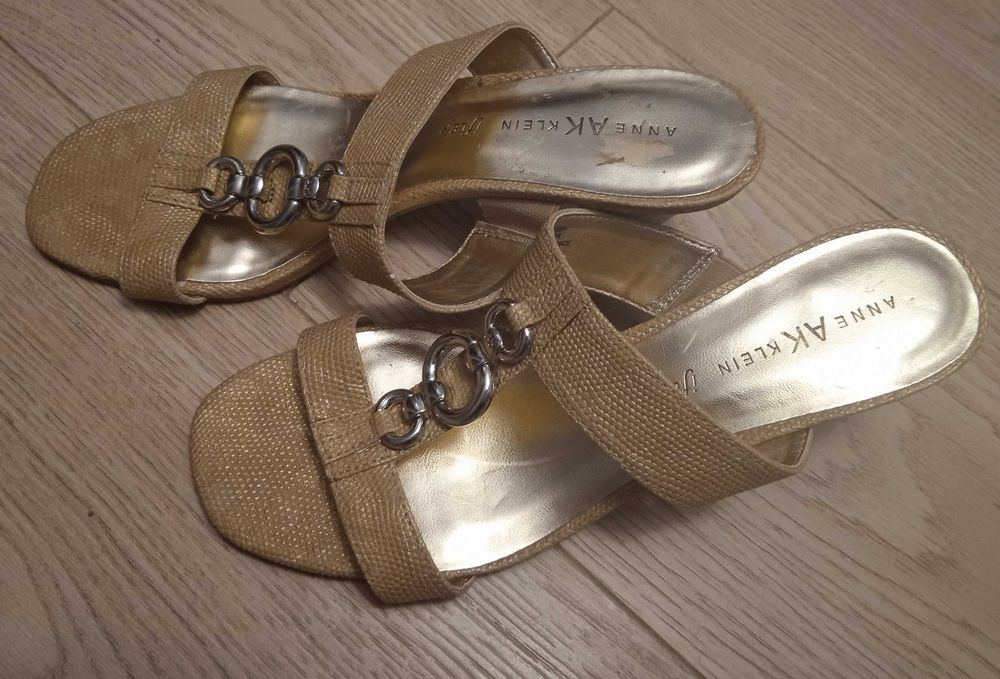 Klapki Anne Klein 38-39