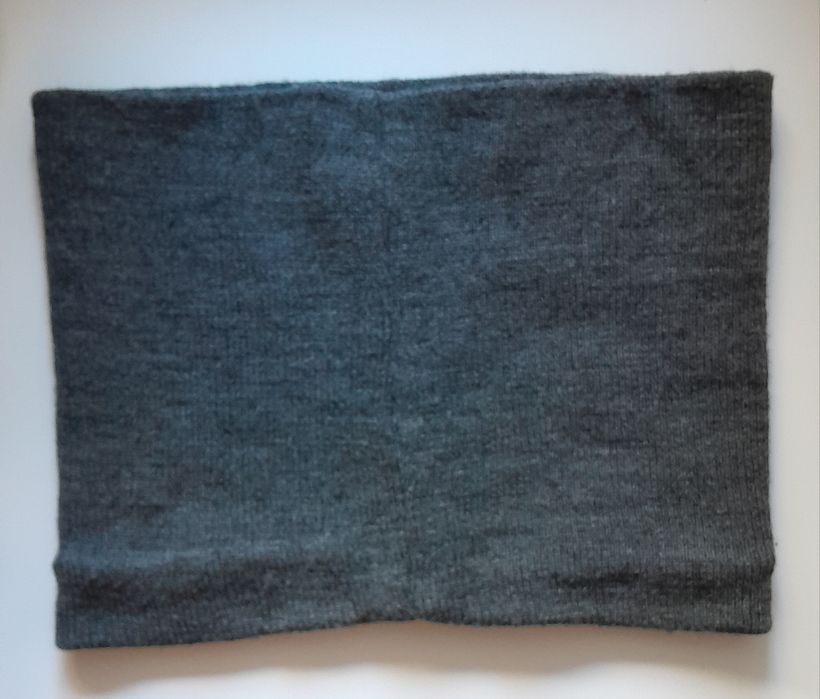 Cерый бафф Fred Perry