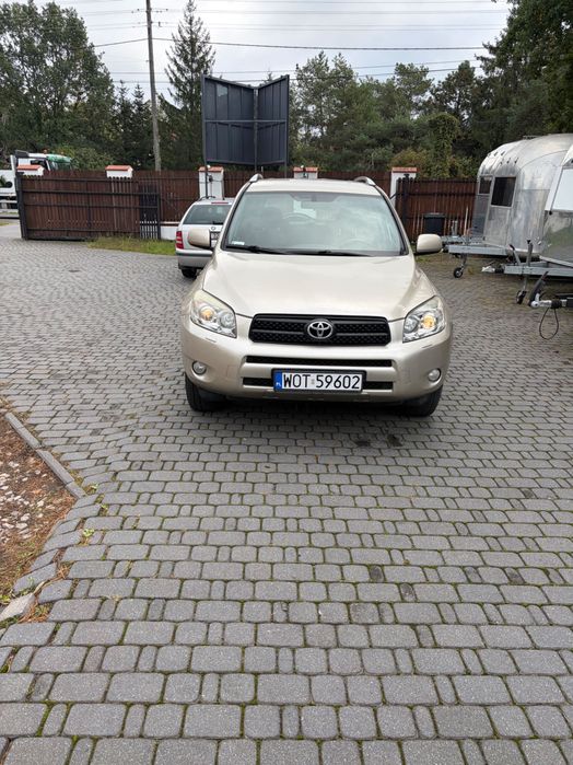 Toyota RAV-4