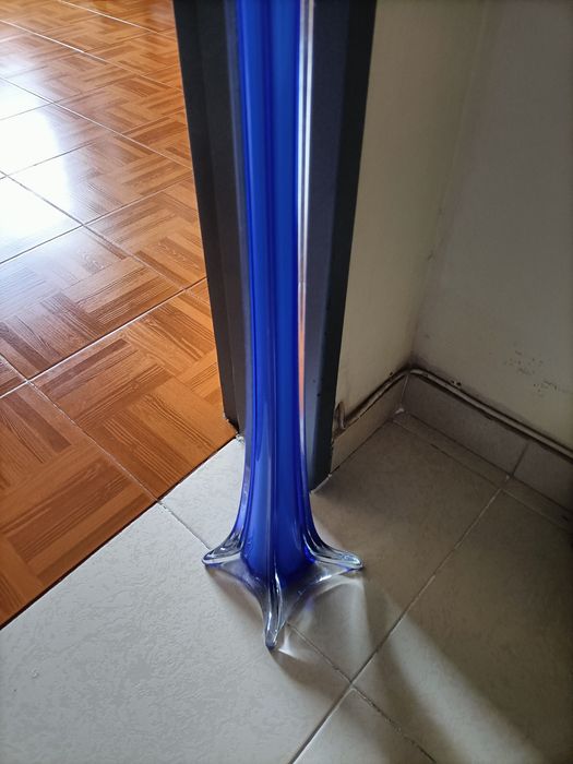 Solitário vidro azul cobalto 90 cm de altura