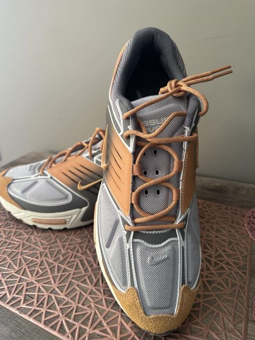 Кросовки Nike ZOOM VOMERO 5