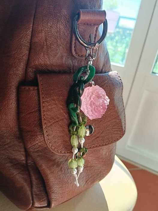 Bag charm artesanal FLOR