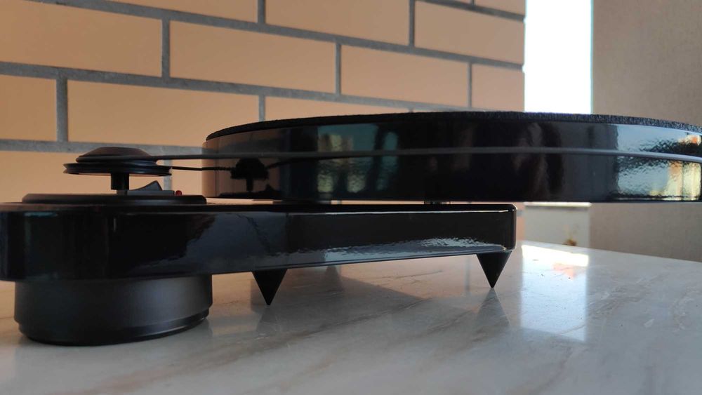 Giradiscos - Pro-Ject - RPM 1.3 Genie - Bom Estado