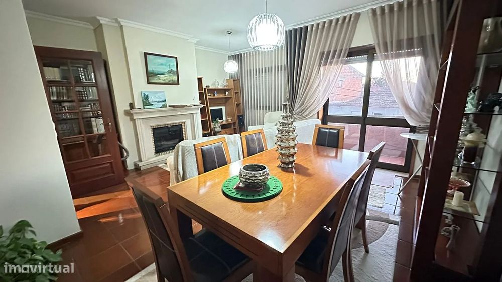 Apartamento T3 em Oiã